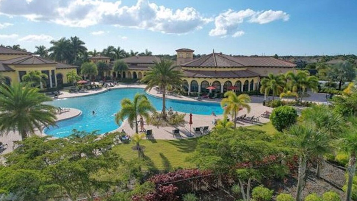 Gran Paradiso House | Luxury Townhome in Resort Style Community
