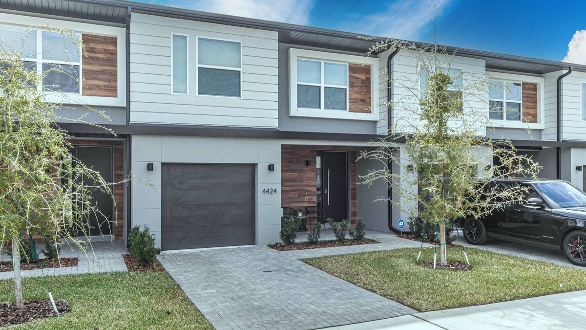 Kissimmee House | Luxury Townhome near attractions!