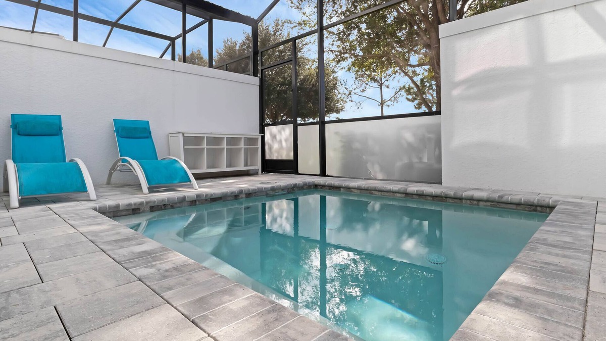 Silver Creek House | Luxury Townhome with private plunge pool located near Disney