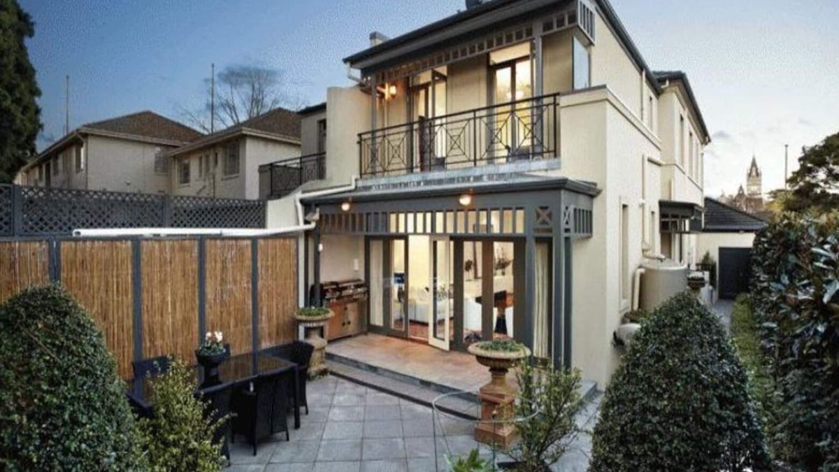 Kew House | Luxury Townhouse - 5min walk to restaurants, cafes and shops