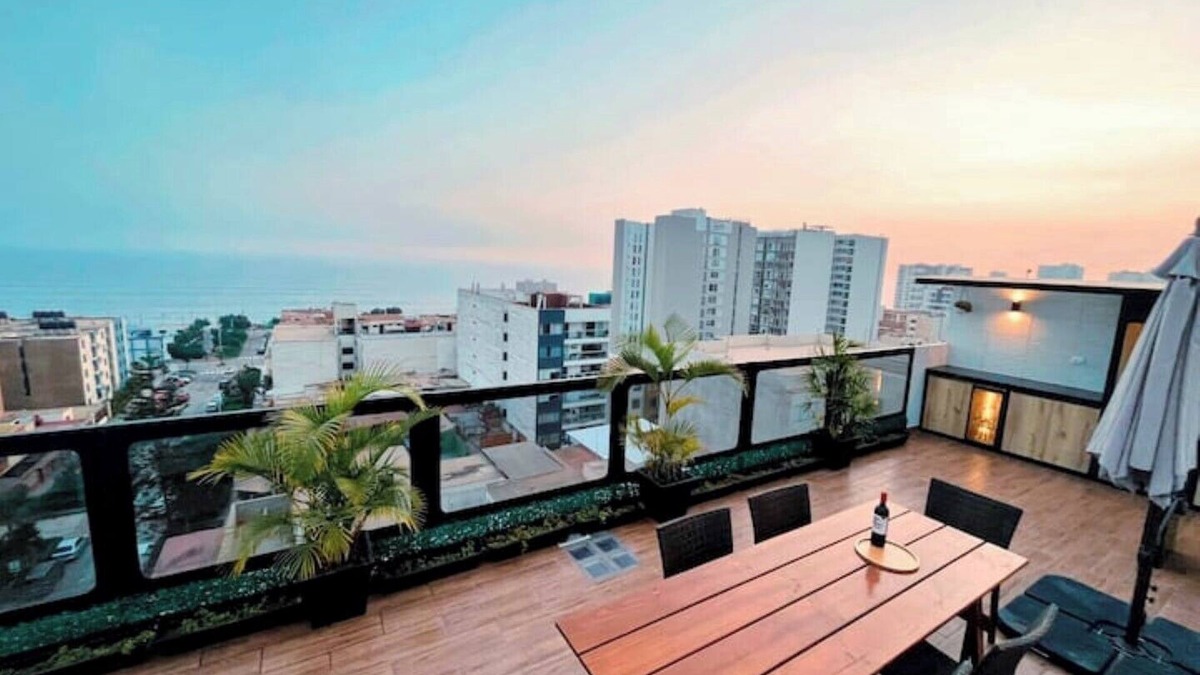 Magdalena del Mar Apartment | LUXURY TRIPLEX WITH PANORAMIC OCEAN VIEW & PRIVATE TERRACE.