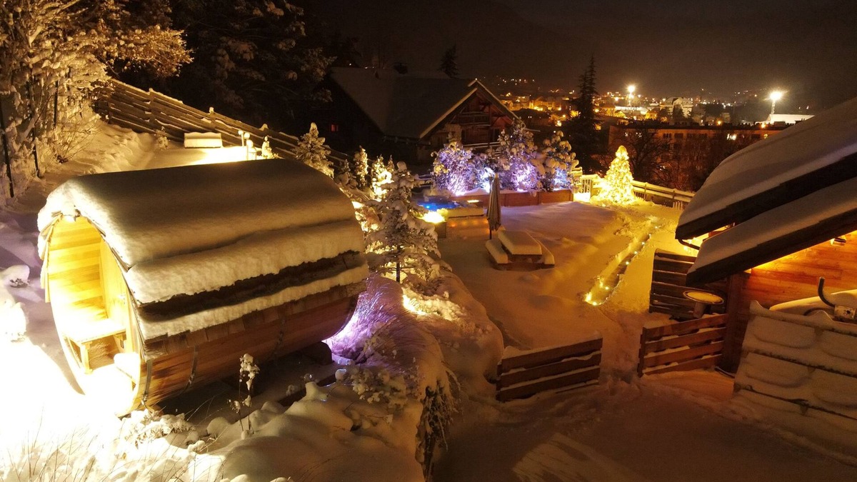 Briancon Ski Chalet | Luxury Triplex Chalet of 200m2 900m from the slopes