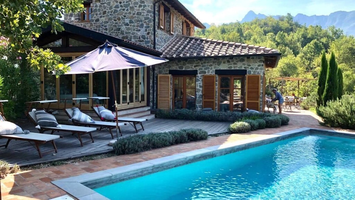 Gassano Villa | Luxury Tuscan Villa Hideaway in Codiponte, Italy
