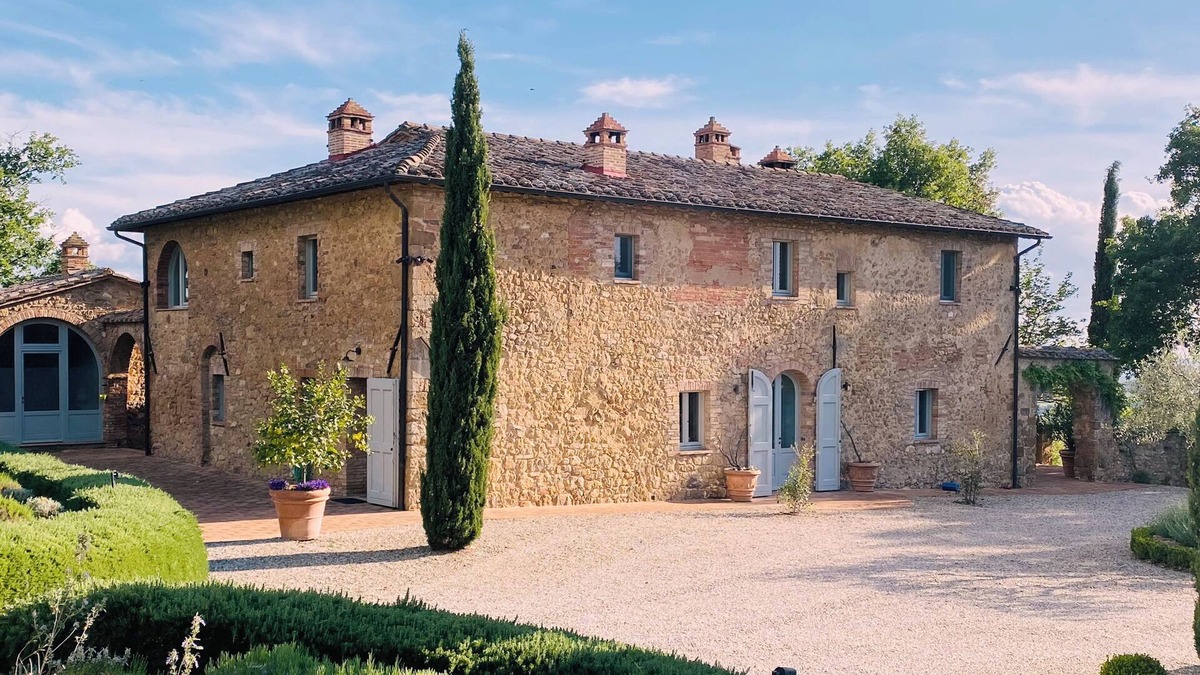 Pienza Villa | Luxury Tuscan villa, spectacular views, beautiful pool and garden.