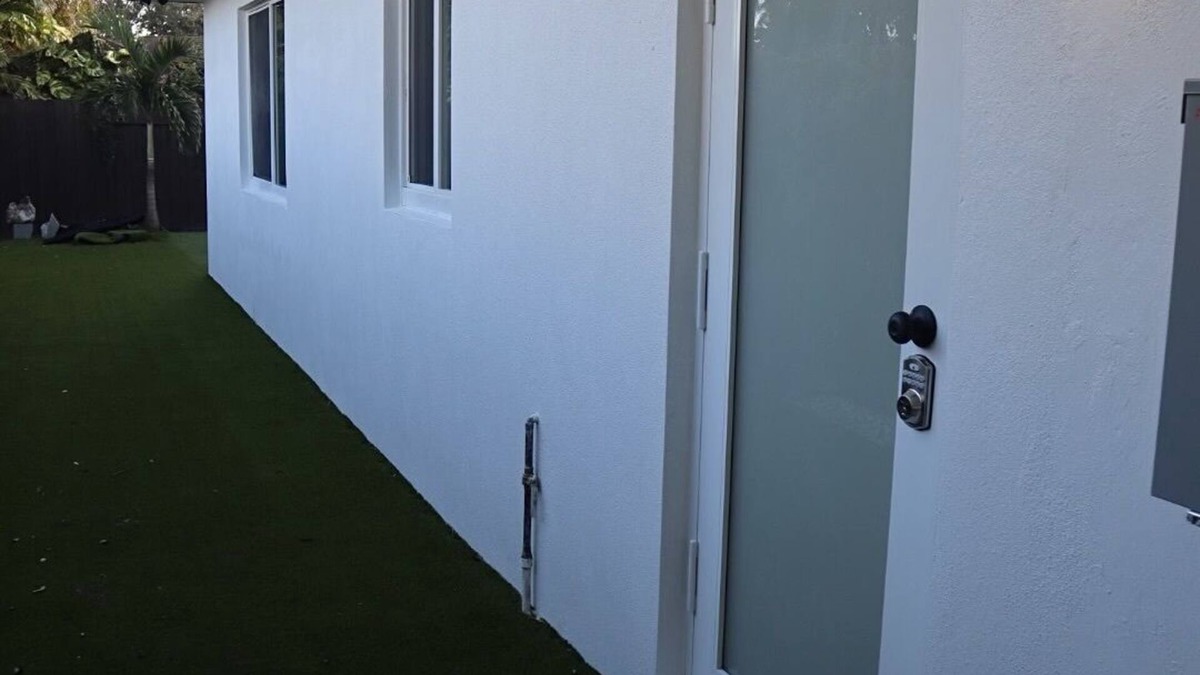 North Lauderdale Apartment | Luxury Unit A
