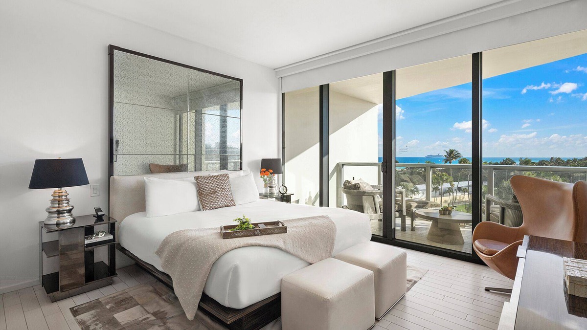 City Center Condo | Luxury Vacation Rentals in South Beach by LRMB