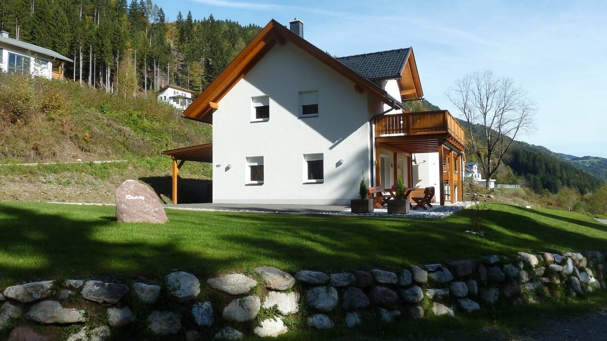 Kirchbach Villa | Luxury Villa (2-10 pers) Four seasons beautiful!