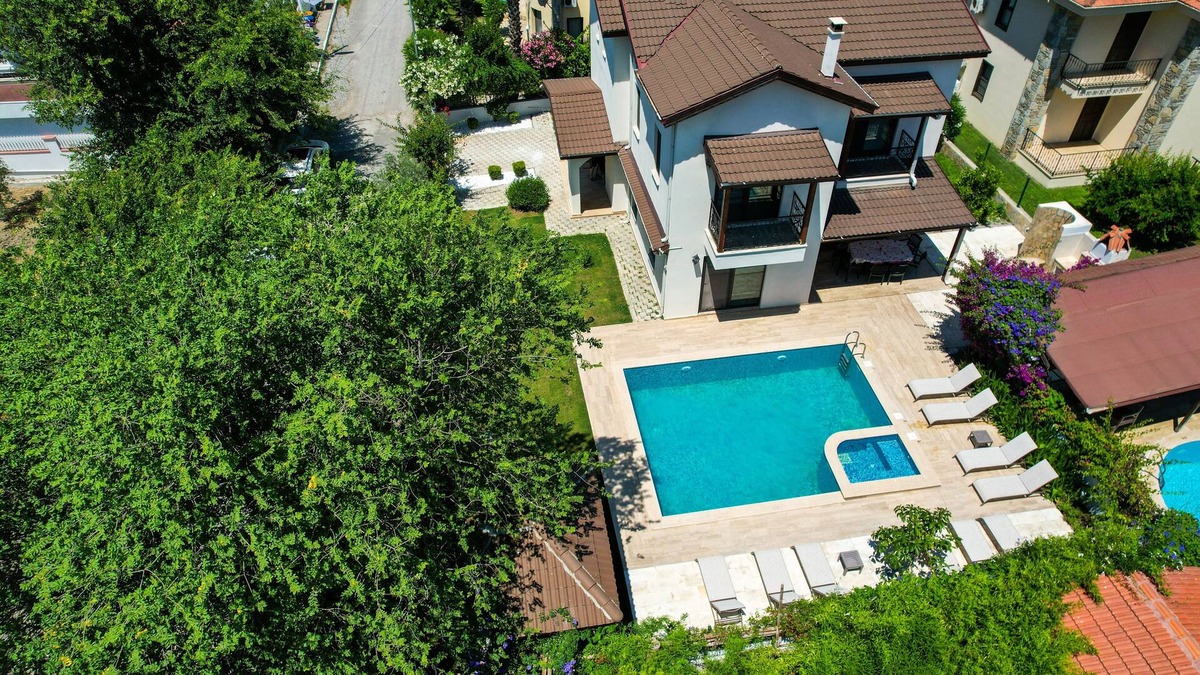 Dalyan City Center Villa | Luxury villa 5 minutes from scenic town center and river