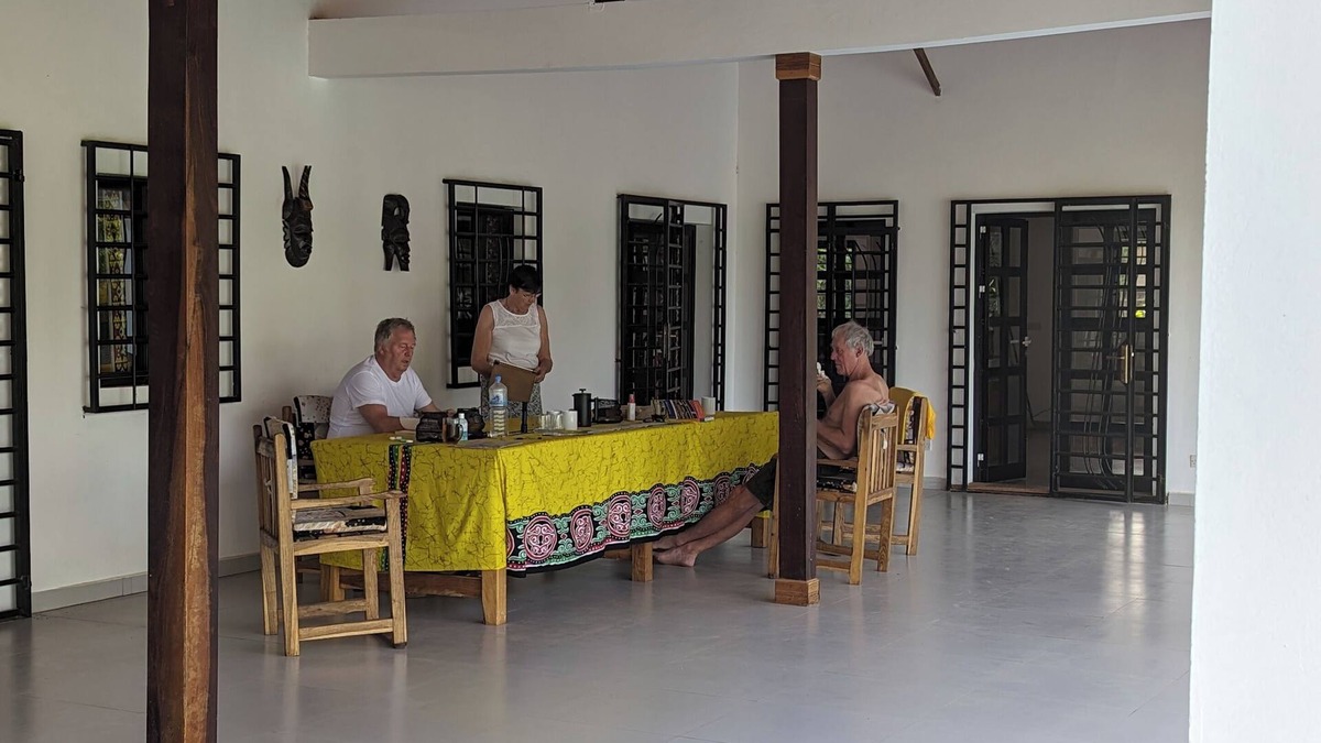Sanyang Villa | Luxury villa beautiful garden (fruit) and large private pool, 2.5 km from the beach