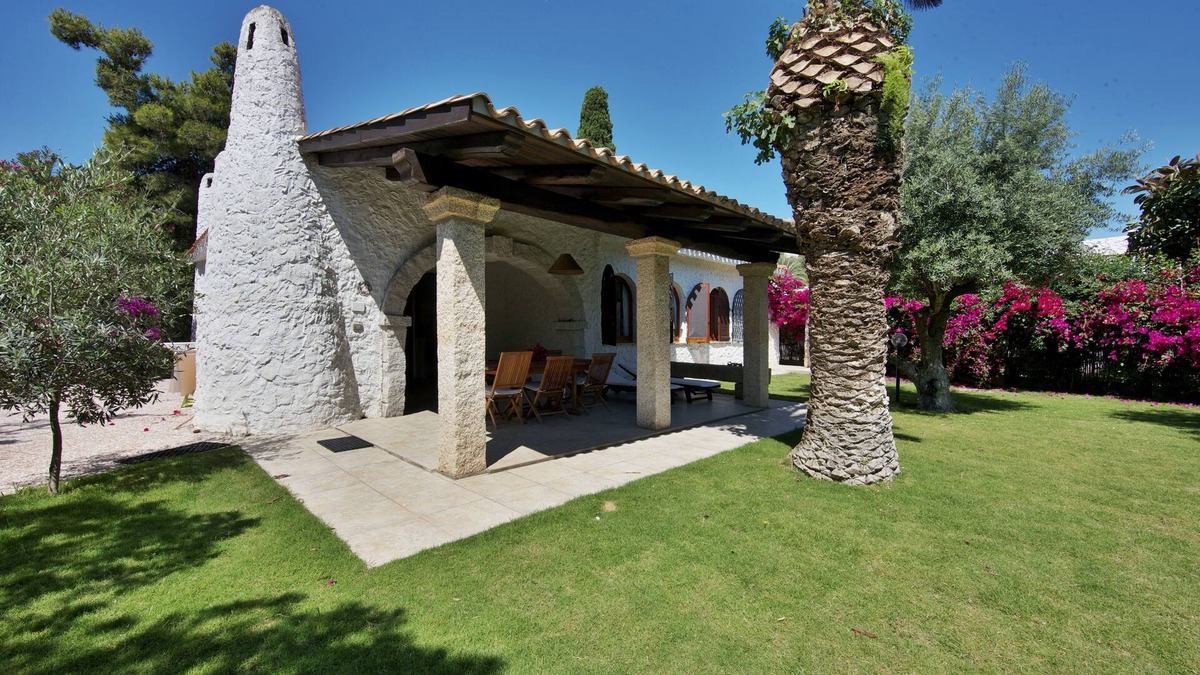 Costa Rei Villa | Luxury Villa close to the beach