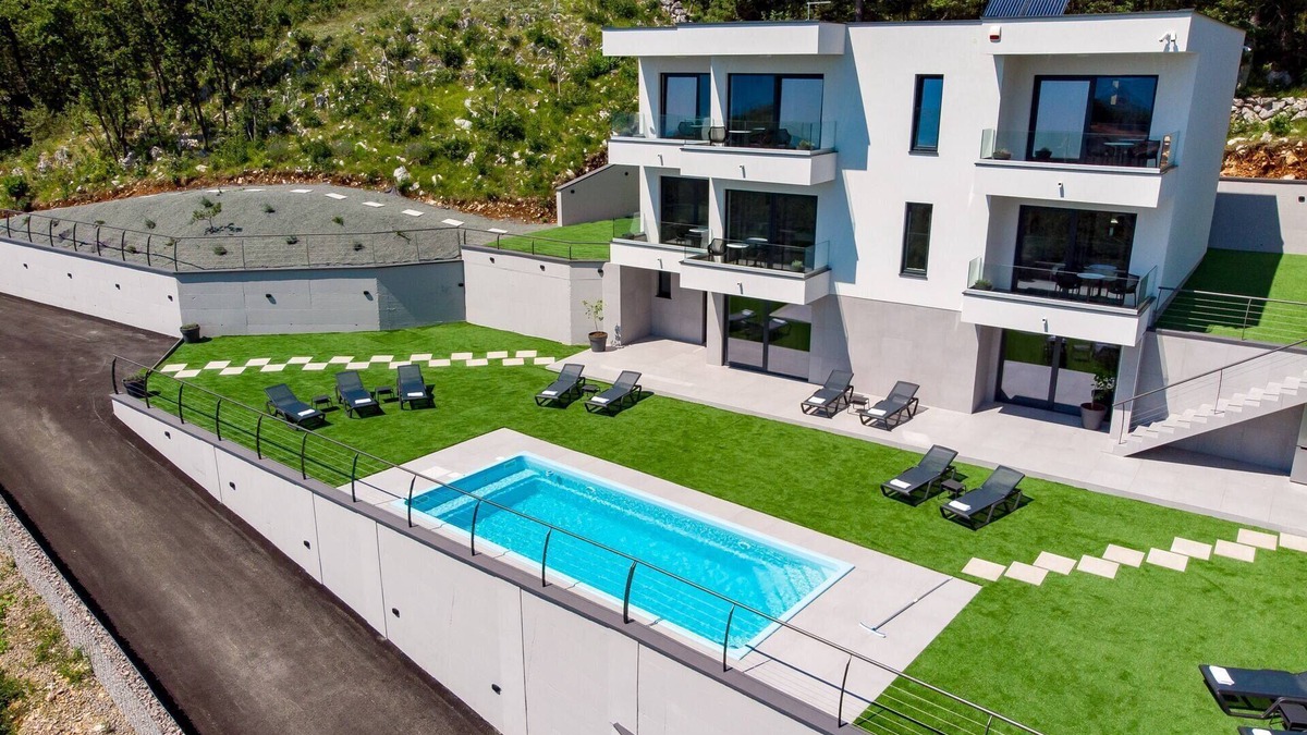 Zagore Villa | Luxury Villa Amataa - 38m2 heated pool, jacuzzi, sauna, family, stylish, pets allowed