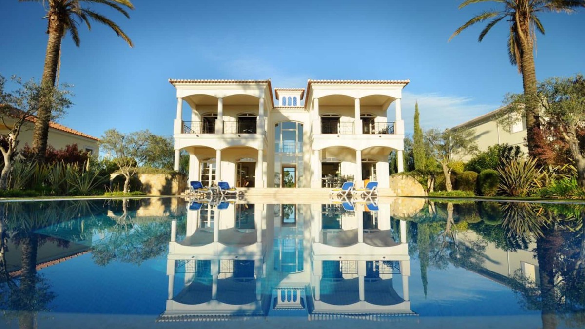 Quarteira Villa | Luxury villa in a quiet and secure location within Vila Sol Golf and Spa Resort