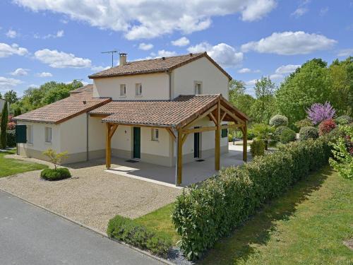 Vasles Villa | Luxury Villa in France with Pool