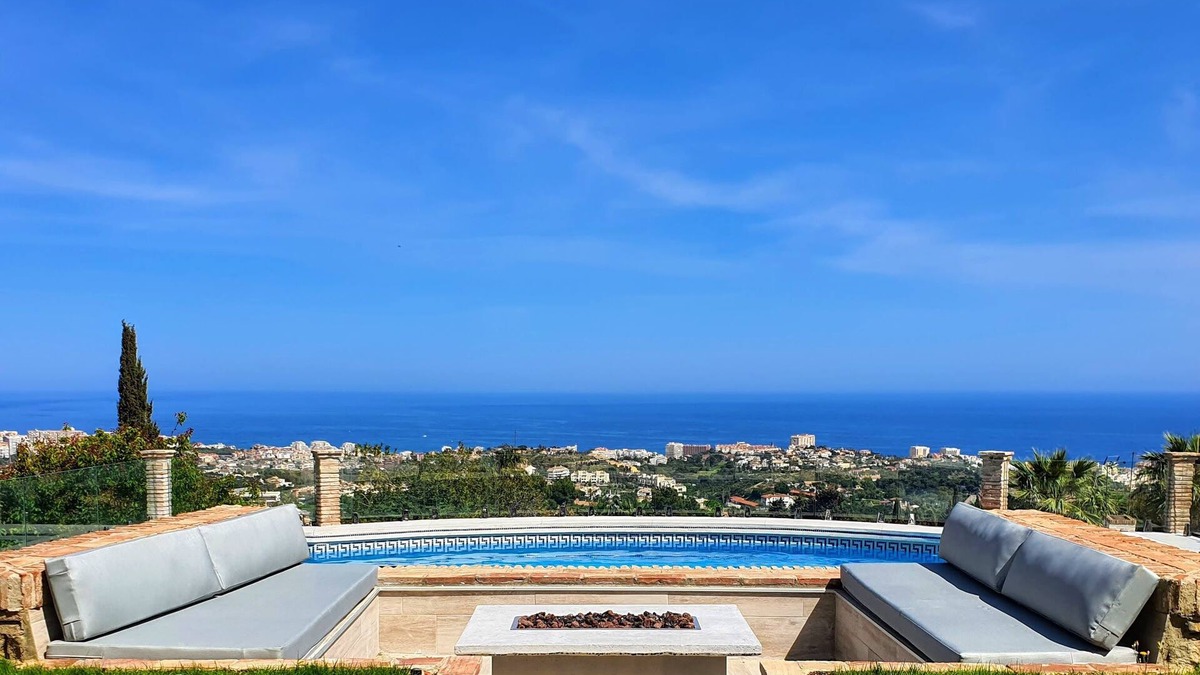 Rancho Domingo Villa | LUXURY VILLA IN MALAGA WITH HEATED POOL