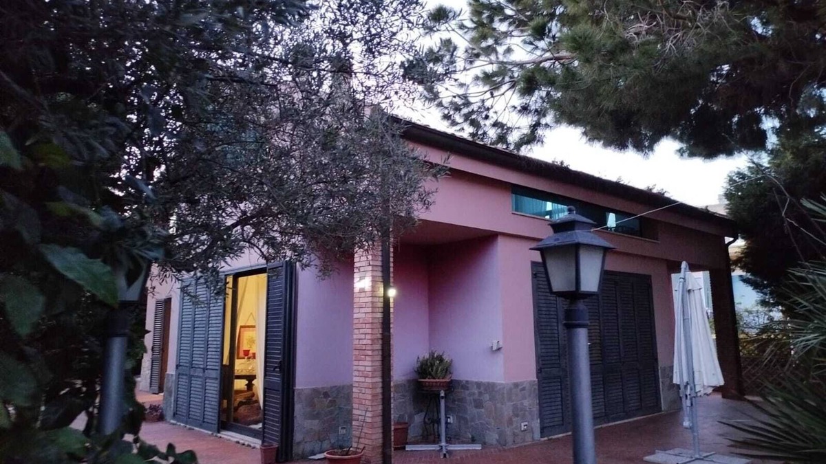 Capo Peloro Villa | Luxury villa in residence in Sicily