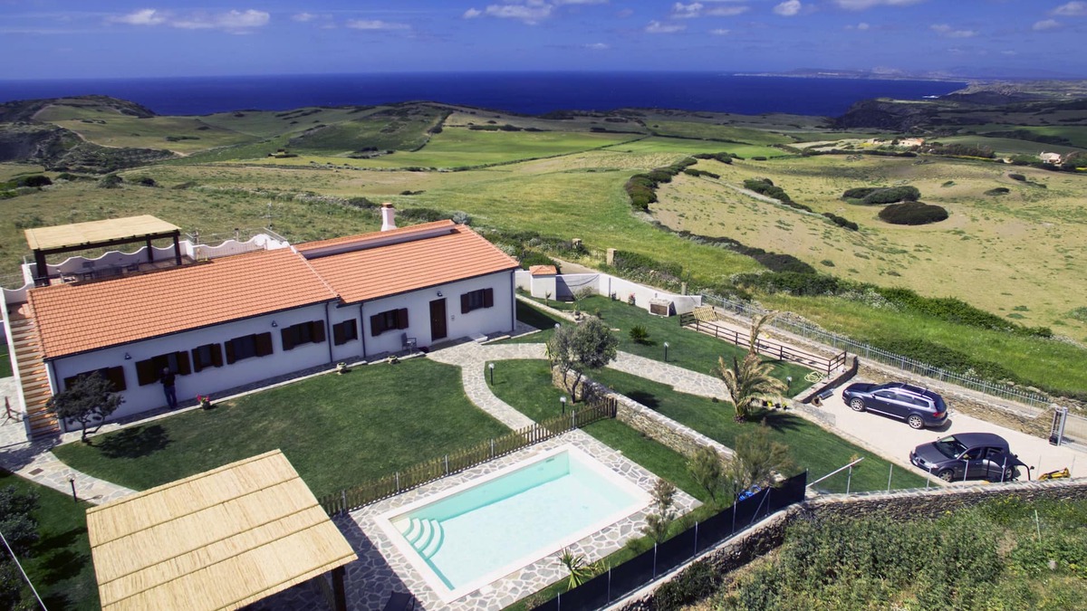 Sassari Villa | Luxury villa in Sardinia with pool and spectacular view of the Stintino sea