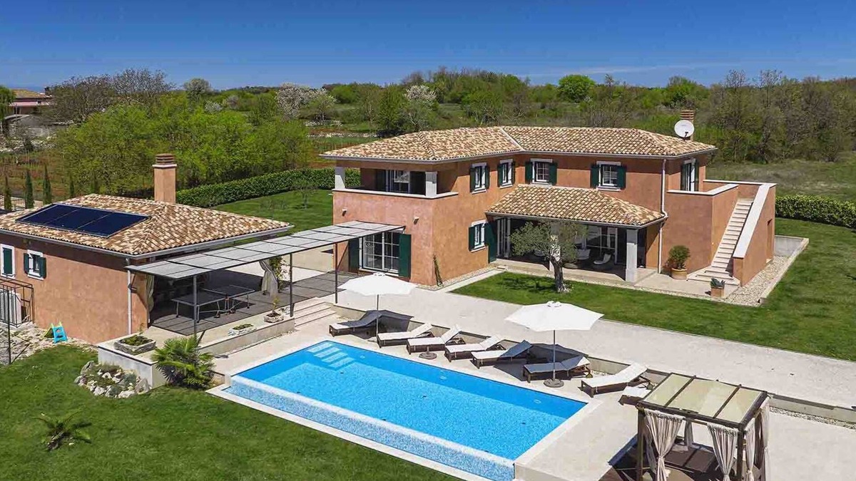 Tinjan Villa | Luxury villa in Tinjan
