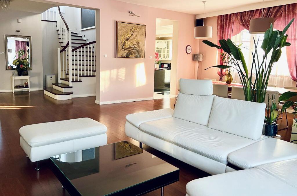 Walendow Villa | Luxury Villa - JessApart Walendia