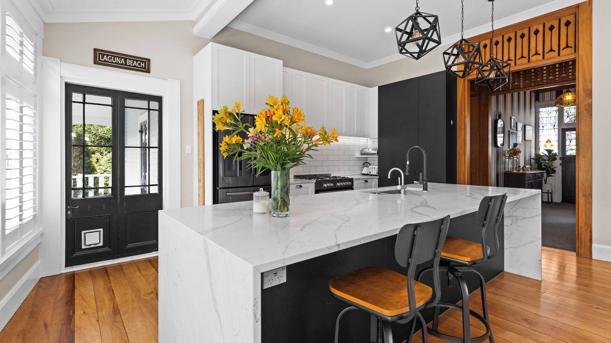 Bluff Hill Villa | Luxury Villa on Napier Hill