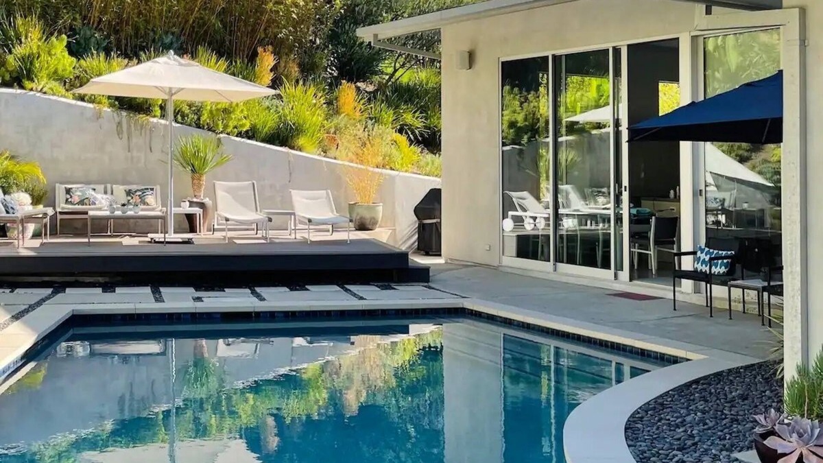 Hollywood Hills West Villa | Luxury Villa on the Hills Among Hollywood Stars