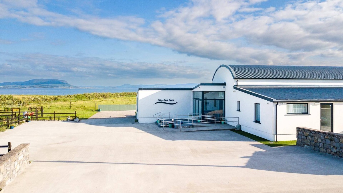 Ballinful Villa | Luxury Villa, Six Suites, Private Path to Sea
