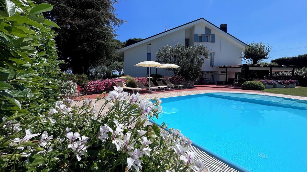 Santarcangelo di Romagna Villa | Luxury Villa with Pool, for vacations between sea and hills in Romagna, Rimini