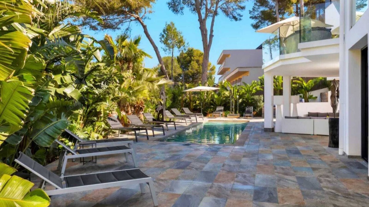 Cala Vinas Villa | Luxury Villa with Direct Sea Access