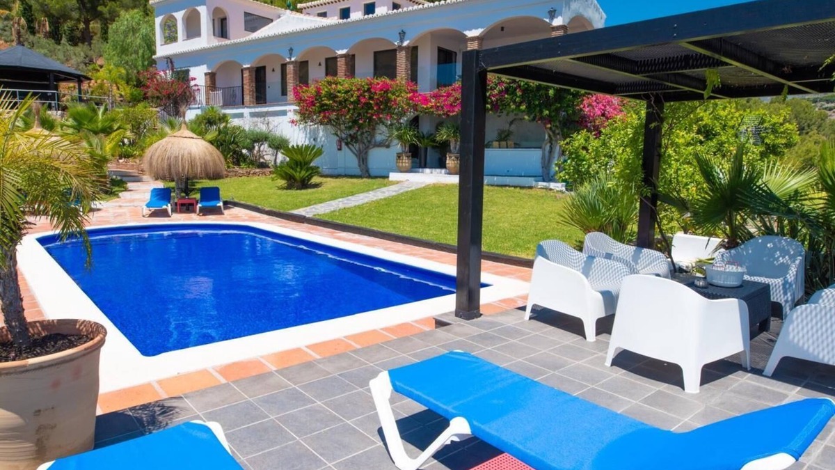 Almunecar Villa | Luxury Villa with private pool La Herradura