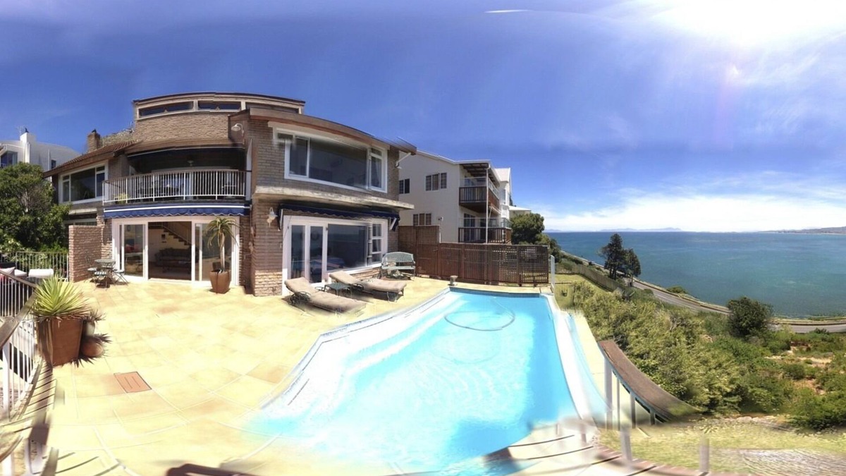 Mountainside House | Luxury Villa with Magnificent Views situated on Prestigious Road in Gordon's Bay