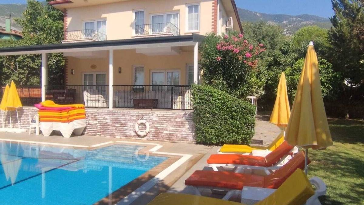 Oludeniz Villa | Luxury Villa with Private Pool, Large Green Garden & Free WIFI Unlimited