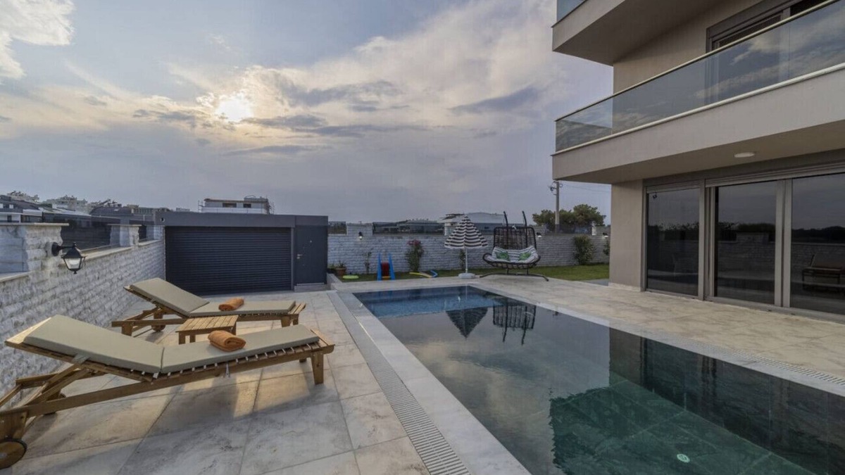 Lara Apartment | Luxury Villa with Private Pool Close to Lara Beach