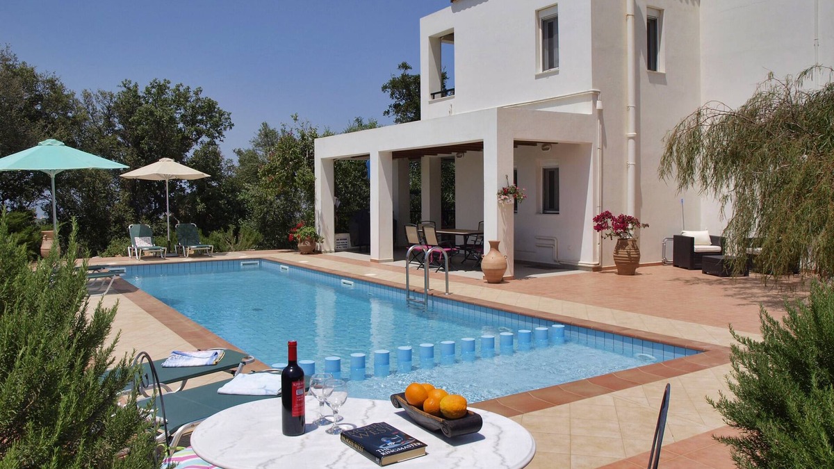 Vamos Villa | LUXURY VILLA WITH PRIVATE POOL-Mountain and Sea View with Olive Grove and Garden