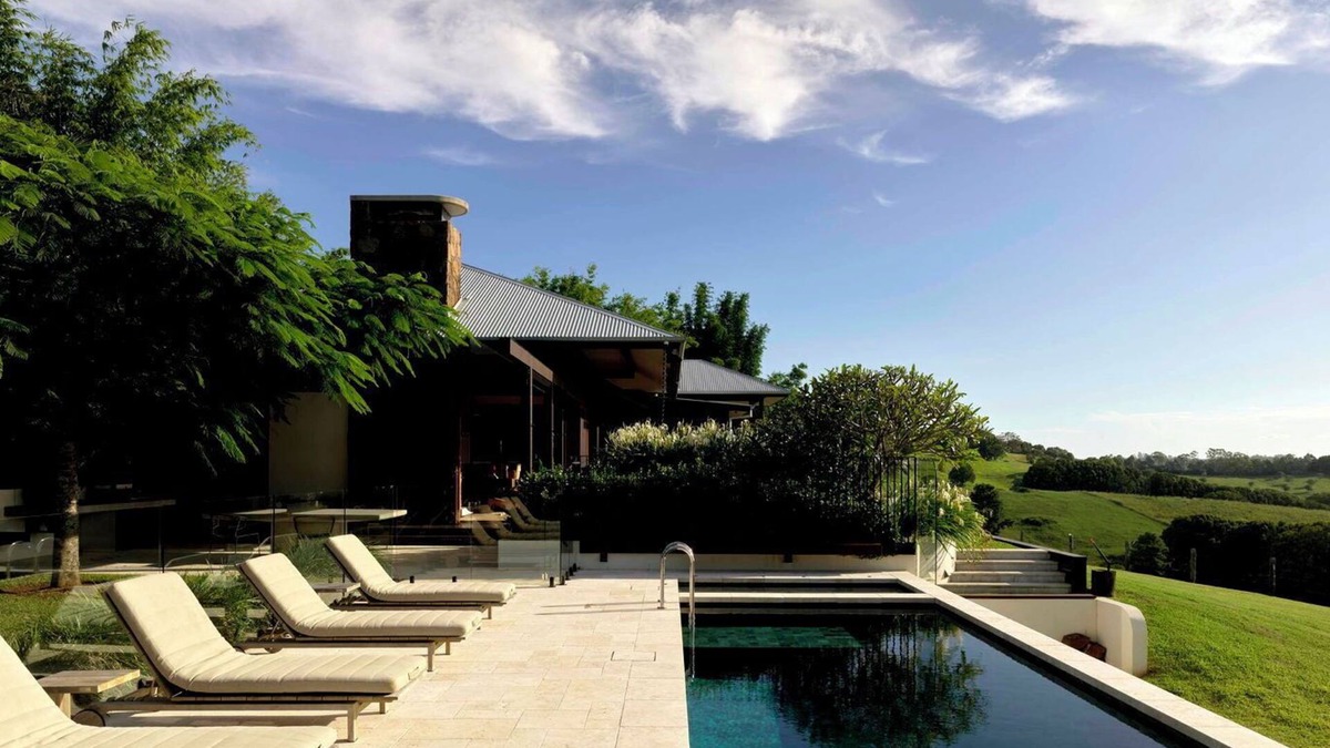 Fernleigh Villa | Luxury Villas Luana Estates - Hawaiian opulence & views