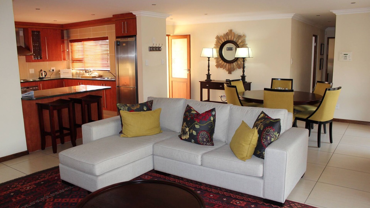 Greater Johannesburg Metropolitan Area Villa | Luxury Villas on a private security estate, sleeps 8 guests, generator back-up