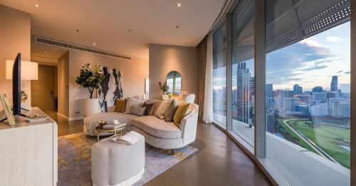 Ratchaprasong Apartment | Luxury Waldorf Astoria Residences Large 85 SQM High Floor