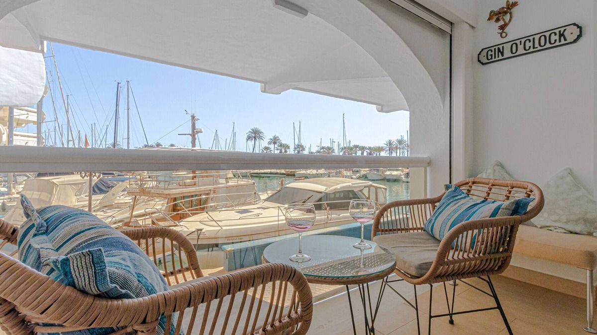 Benalmadena Costa Apartment | Luxury Waterfront Apartment with Pool, Terrace and Wi-Fi