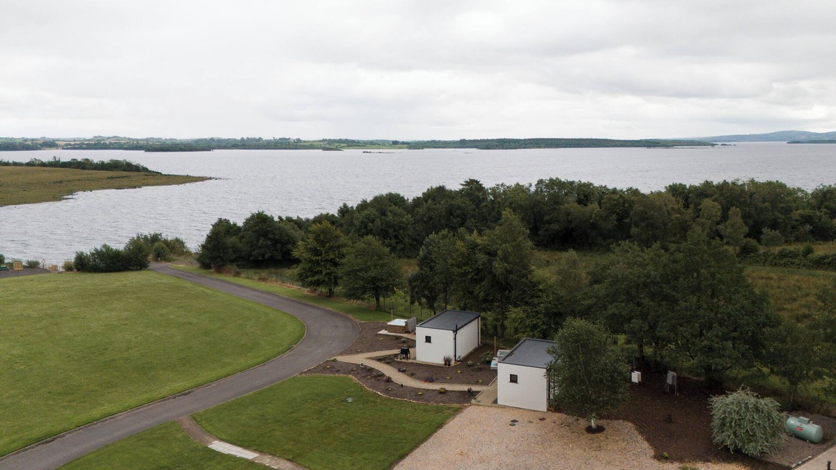 Enniskillen Cabin | Luxury Waterfront Self-Catering Cabins