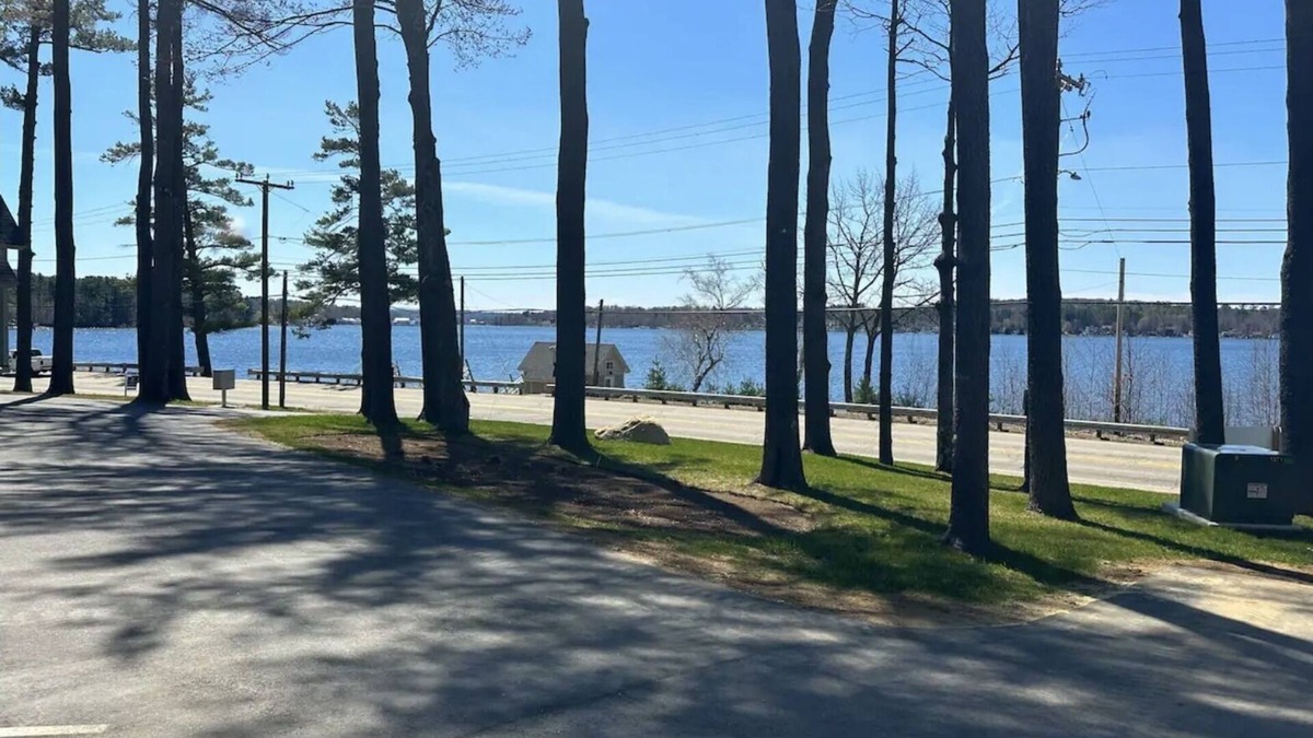 Laconia House | Luxury Waterview, Patio, Grill, New Construction