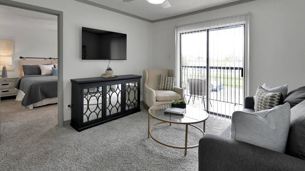 Webster Apartment | Luxury Work Space|Communal Pool|Private Balcony|Laundry OnsitelFitness Center|Near Bay BrooklWiFi