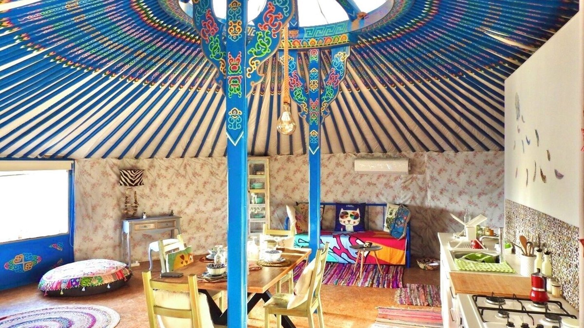 Kato Drys House | Luxury Yurt-Glamping - a True Romantic Experience