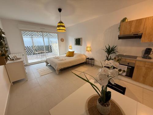 Neuilly-sur-Marne Apartment | Luxury Zen & Love Studio - Proche Paris & Disneyland