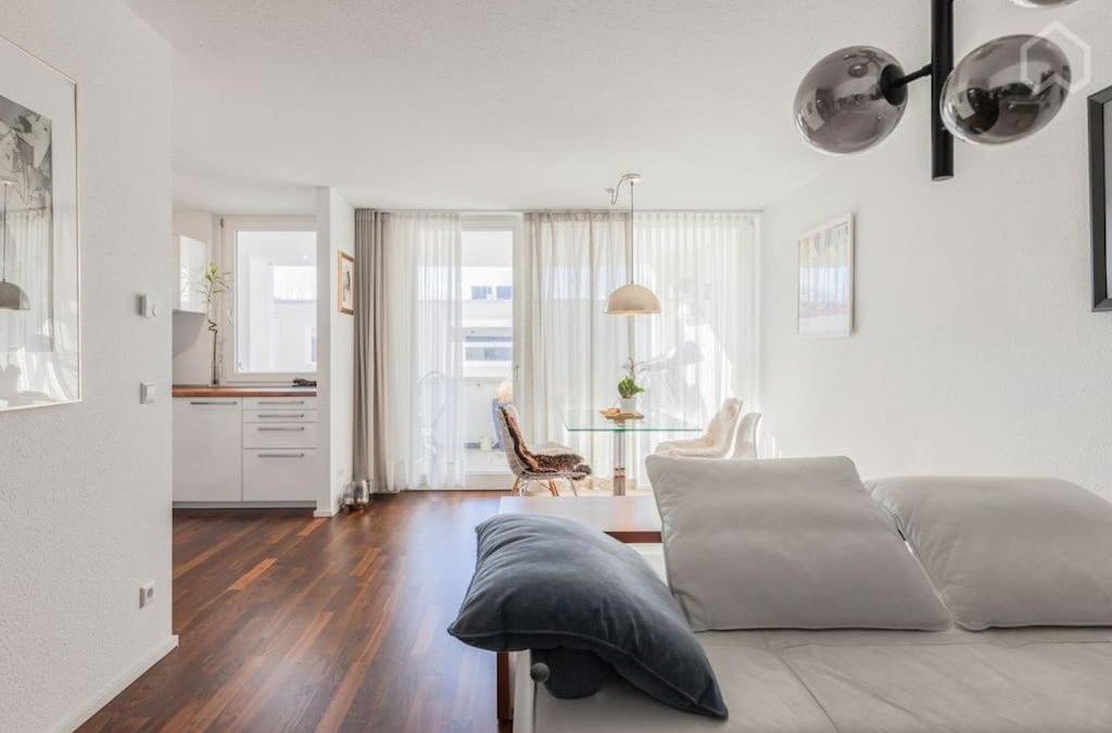 Boeblingen Apartment | Luxus 3-Zimmer Apartment mit Balkon & Homeoffice & Parkplatz in TOP-Lage nahe an Mercedes-Benz mit Kinderbetten