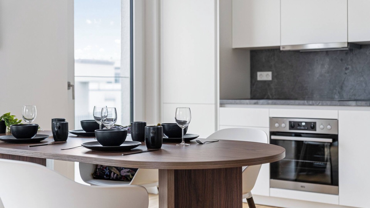 Boeblingen Apartment | Luxus 4 Room Apart. ARTDECÓ I Terrace I Family-friendly I Parking I Home Office
