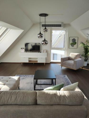 Kaisermuhlen Apartment | Luxus Penthouse gegenüber Vienna International Centre und Kaiserwasser