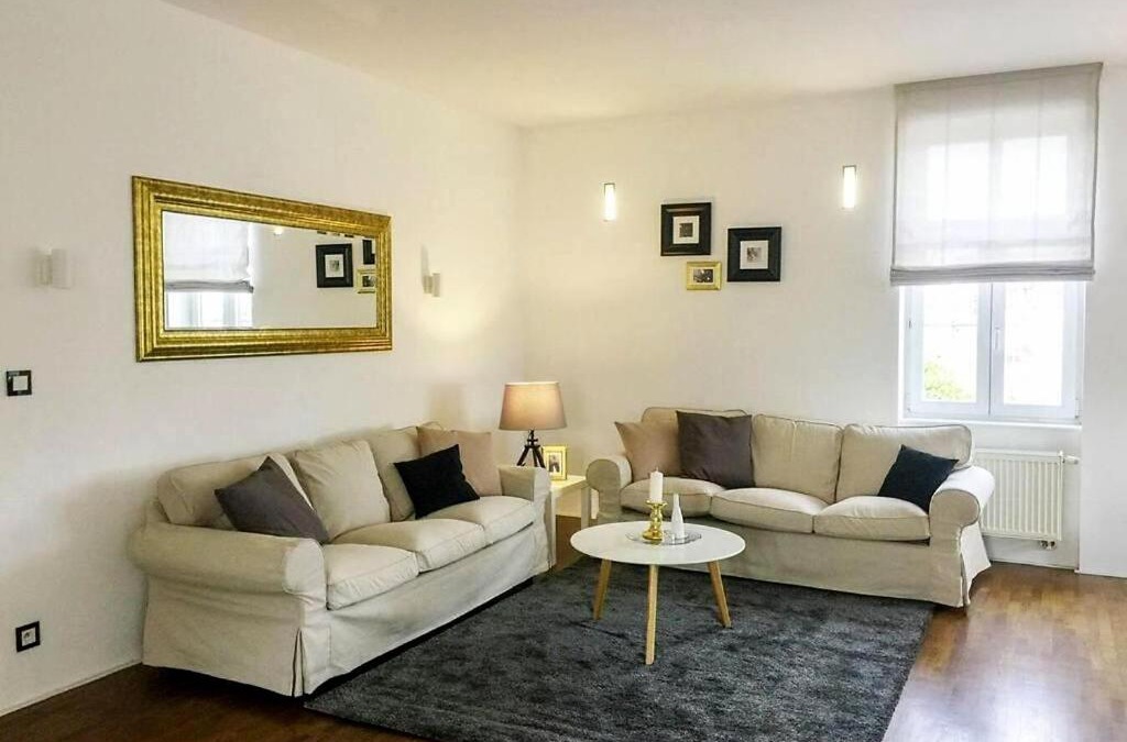 Nitra Apartment | Luxusný 118m2 Apartmán s Krbom v Centre Nitry