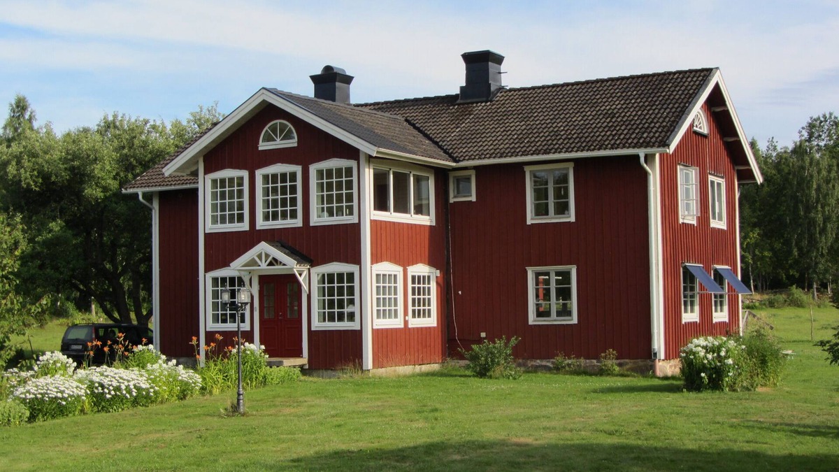 Lammhult Apartment | Lyåsa Lillegard on Lake Lyen
