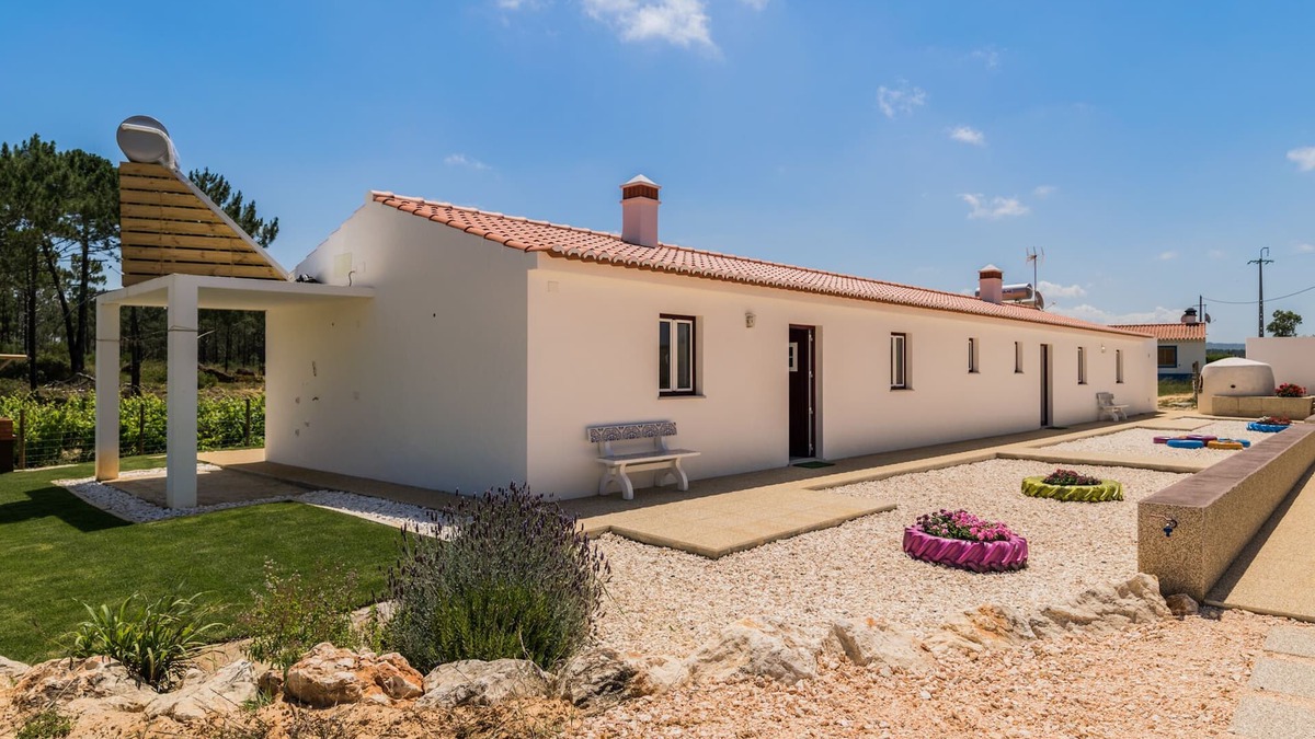 Priorada House | Lycium Villa, TV, Peaceful quiet Area