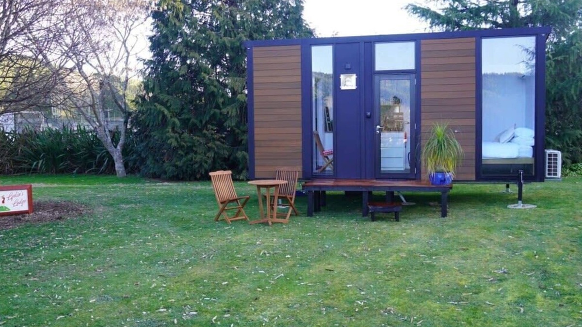 Woodstock House | Lydias Lodge by Tiny Away