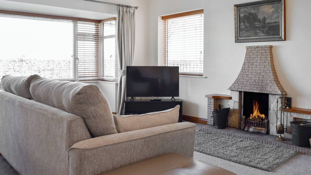 Sandbach Cottage | Lyncroft Holiday Bungalow