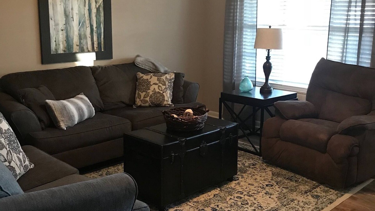 Corning House | Lyndale House: Full house with 3 br